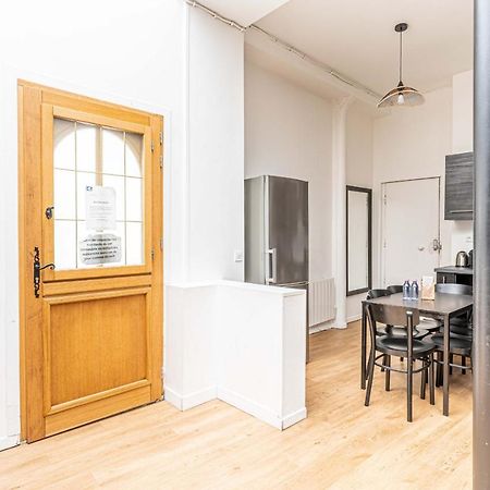 08 Design Flat Republique Leilighet Paris Eksteriør bilde